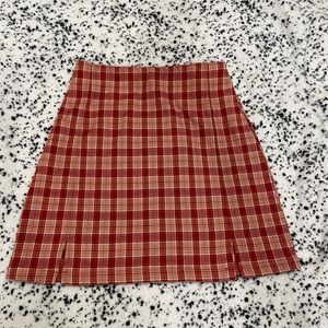 BRANDY MELVILLE CARA SKIRT IN RED PLAID